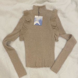 Majorelle Champagne/Gold Long Sleeve Top